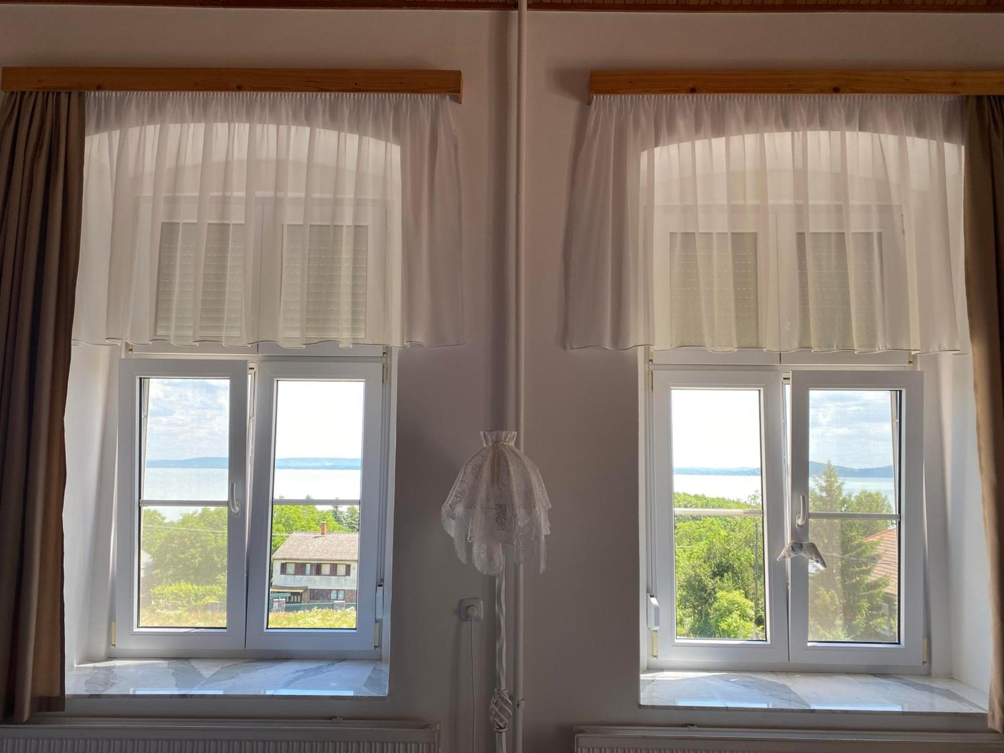 Bacchus Apartman - Borbarlang, Badacsony Bytom Extérieur photo