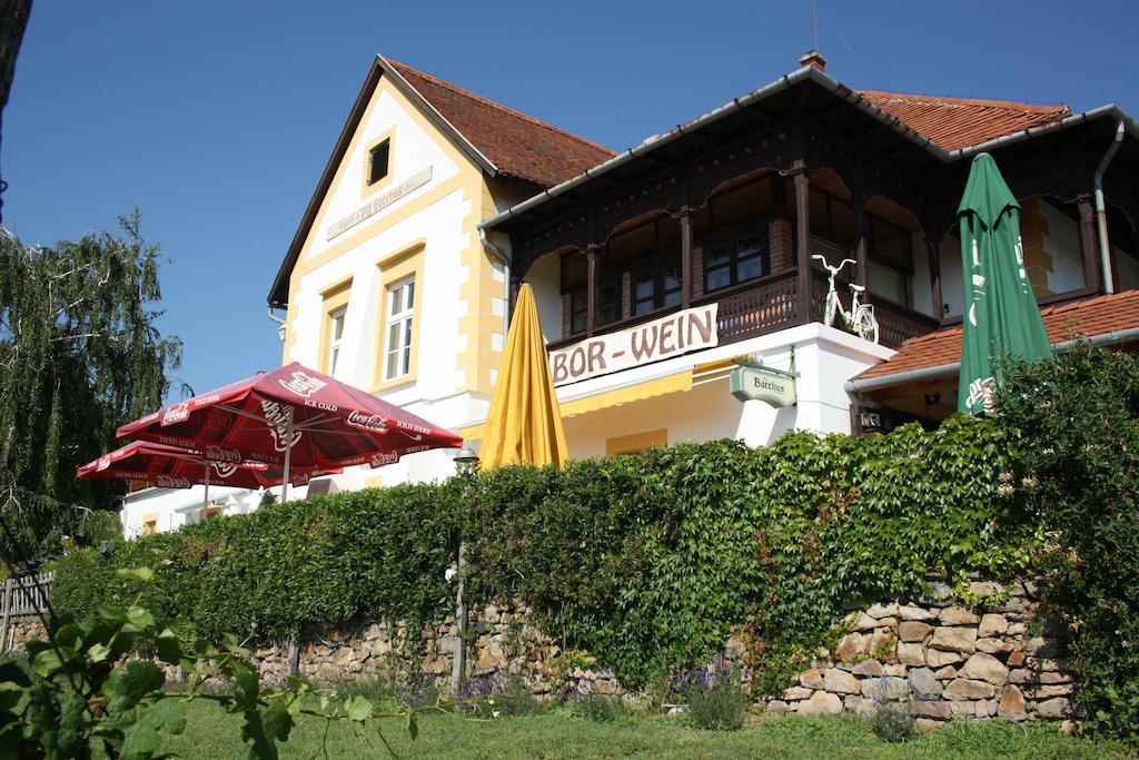 Bacchus Apartman - Borbarlang, Badacsony Bytom Extérieur photo